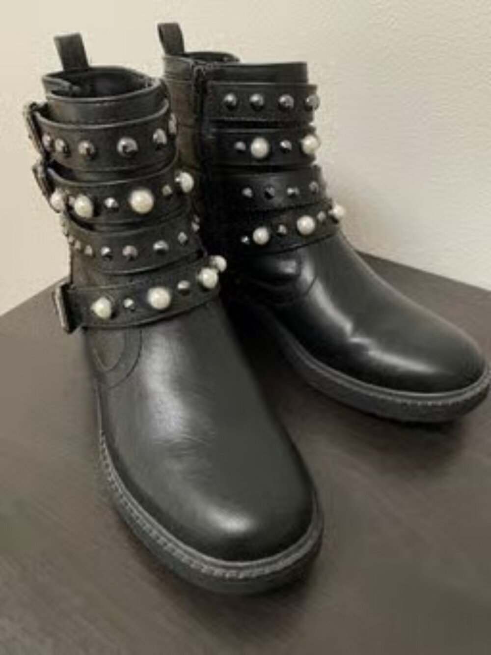 G by Guess Ladies Boots